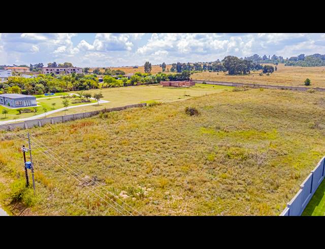 10,000M² VACANT LAND FOR SALE IN KNOPJESLAAGTE AH
